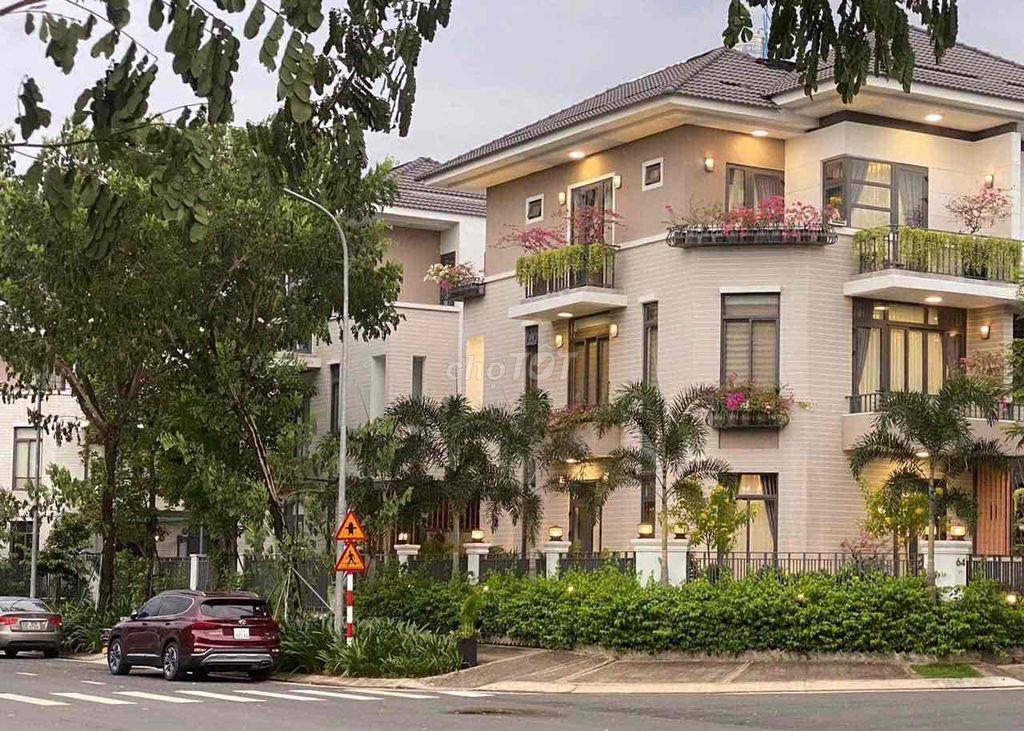 BÁN GẤP CĂN GÓC BIỆT THỰ LAVILA KIẾN Á - NHÀ BÈ