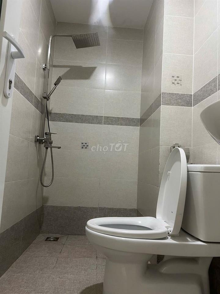 Cho thuê C/c CTL Tower, Dương Thị Giang- Căn 2PN giá thuê 8tr/tháng