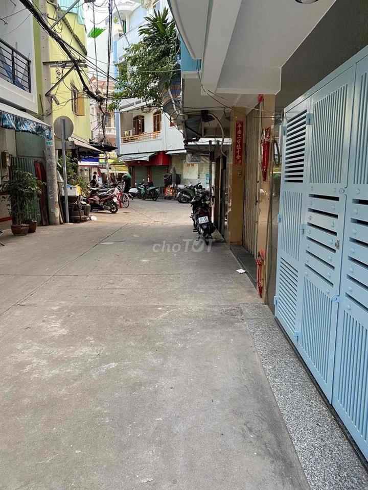 CHÍNH CHỦ CHO THUÊ NHÀ. KHÔNG QUA TRUNG GIA /MÔ GIỚI