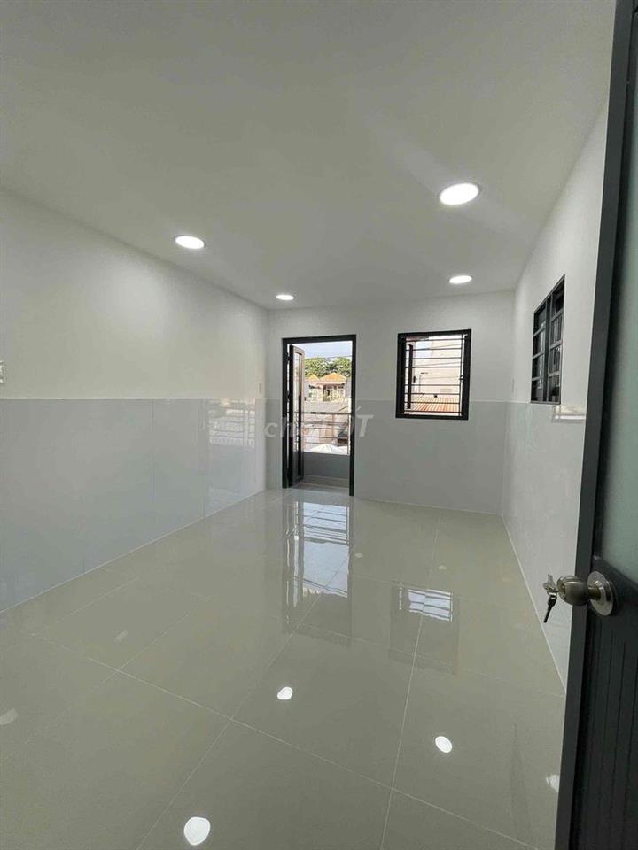 Gđinh diện giải toả, cần nhà buôn bán nhỏ lẻ alo xem nhà này nha ạ!