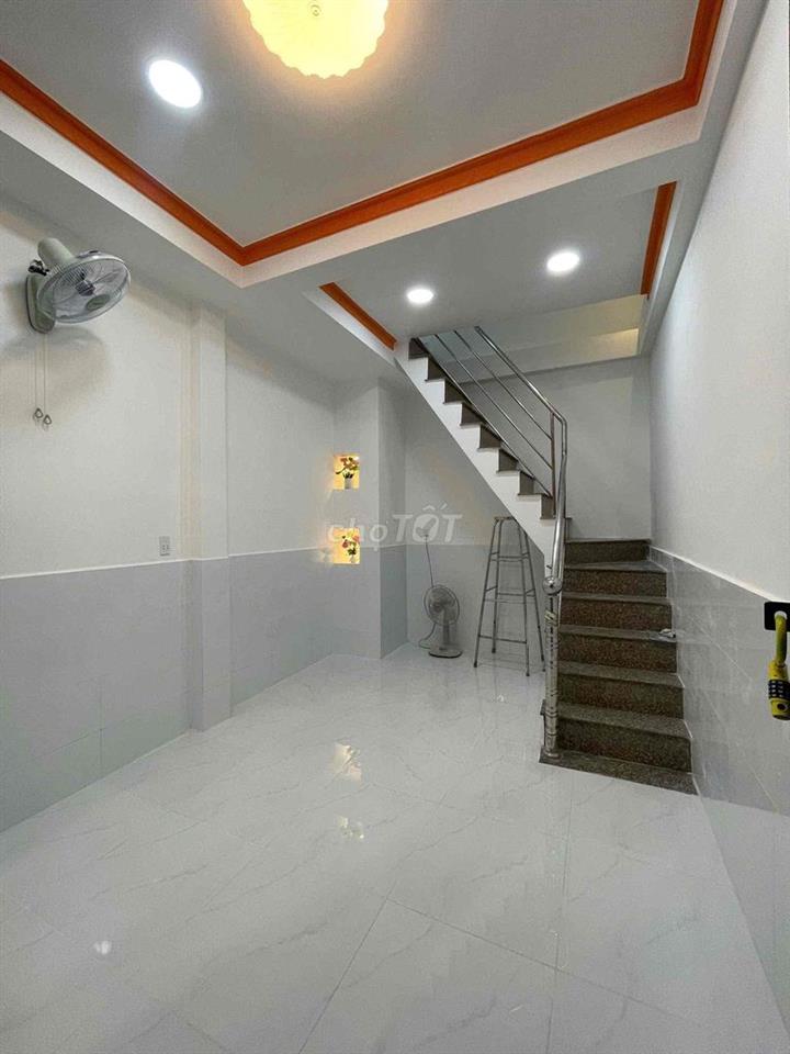 Gđinh giải toả cần nhà rộng giá rẻ ở ngay!!!