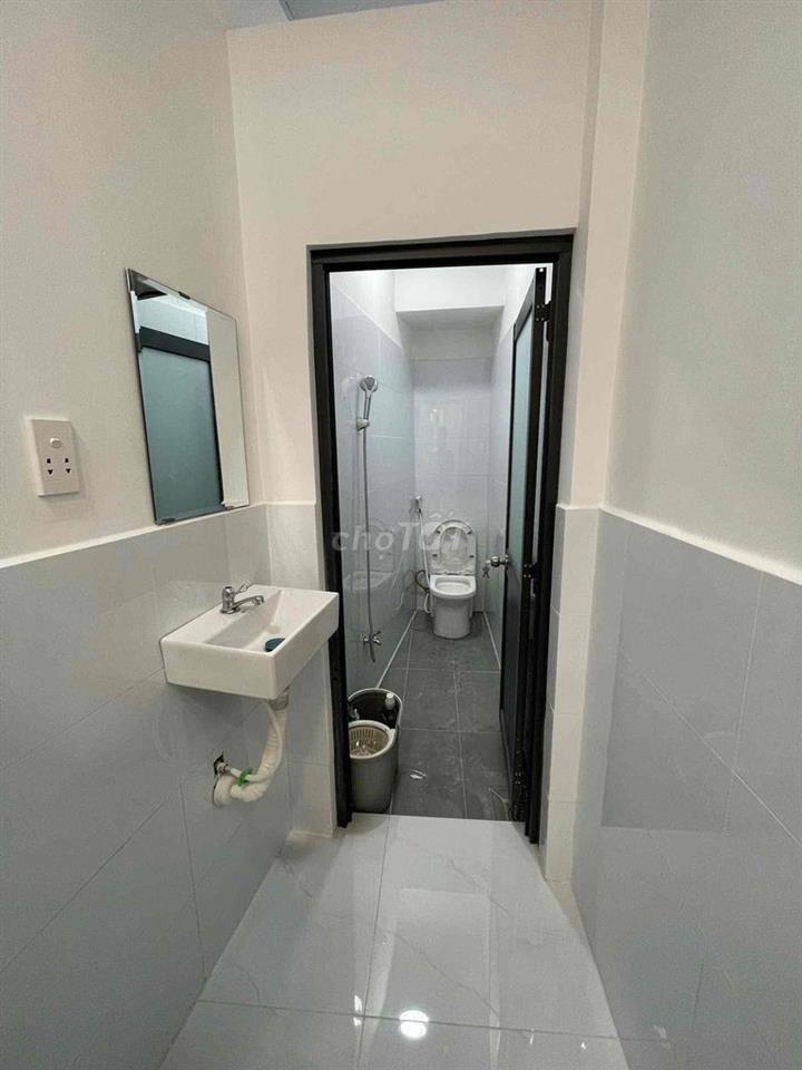 Gđinh giải toả cần nhà rộng giá rẻ ở ngay!!!