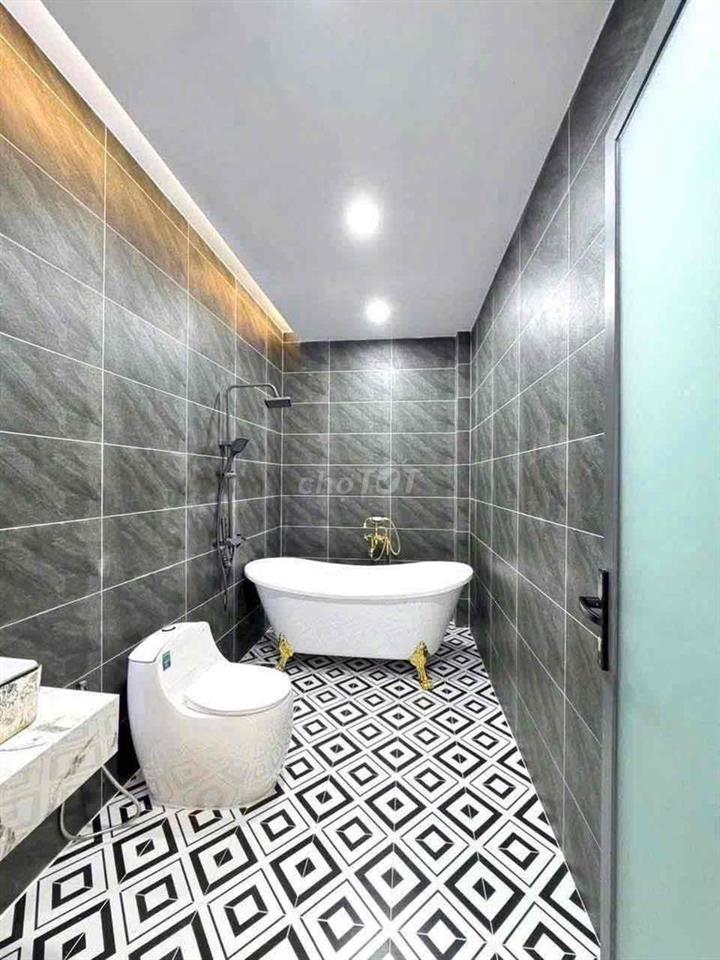 Nhà Mới Hoàn Thiện Mặt Tiền Đường Văn Cao - Trung Tâm Rạch Giá