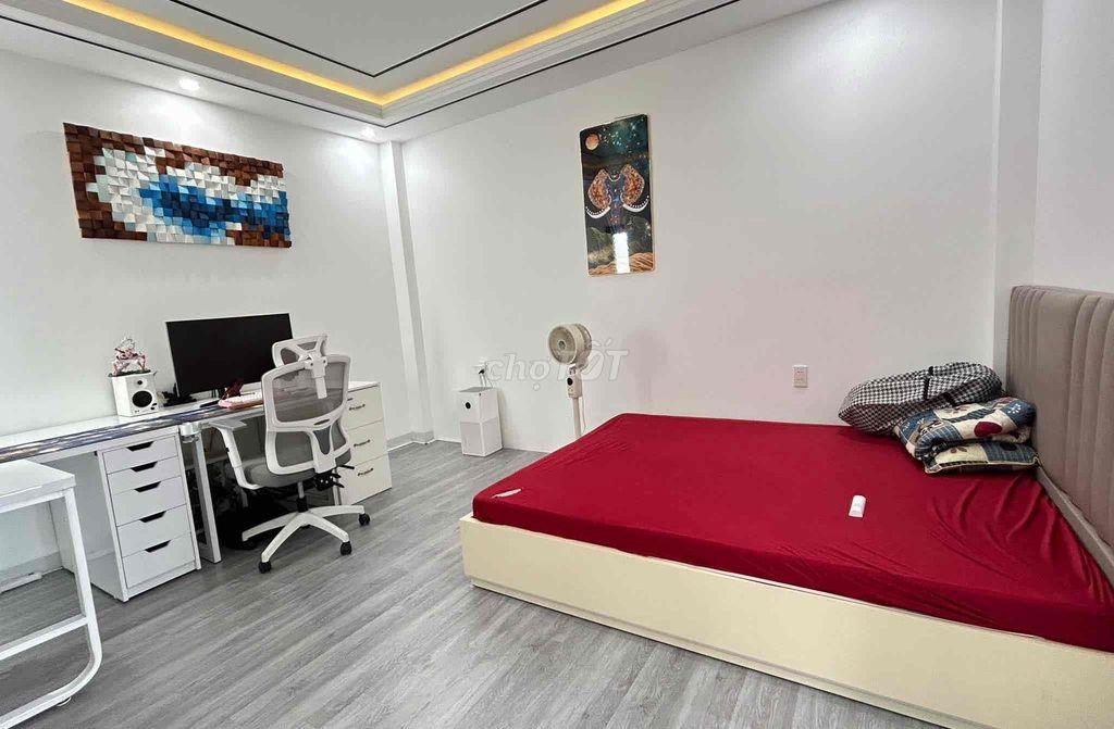 BÁN NHANH SIÊU PHẨM NHÀ PHỐ NGAY TRẦN QUỐC THẢO Q3.Giá 6tỷ250/60m.SHR.