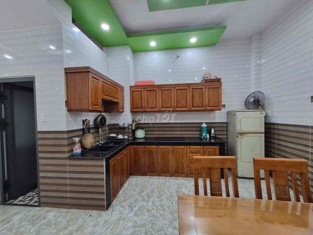 CẦN BÁN NHÀ TRÊN ĐƯỜNG PHAN ĐÌNH PHÙNG,P15,Q.PHÚ NHUẬN-6TỶ060/56M.SHR