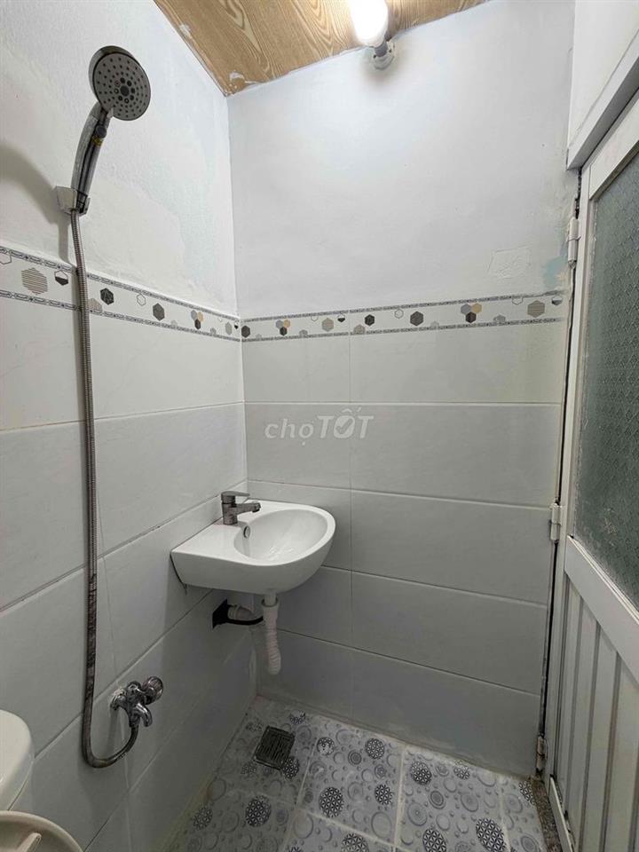 CHO THUÊ NHÀ RIÊNG CHÍNH CHỦ (1TRỆT+1LẦU) QUẬN TÂN BÌNH