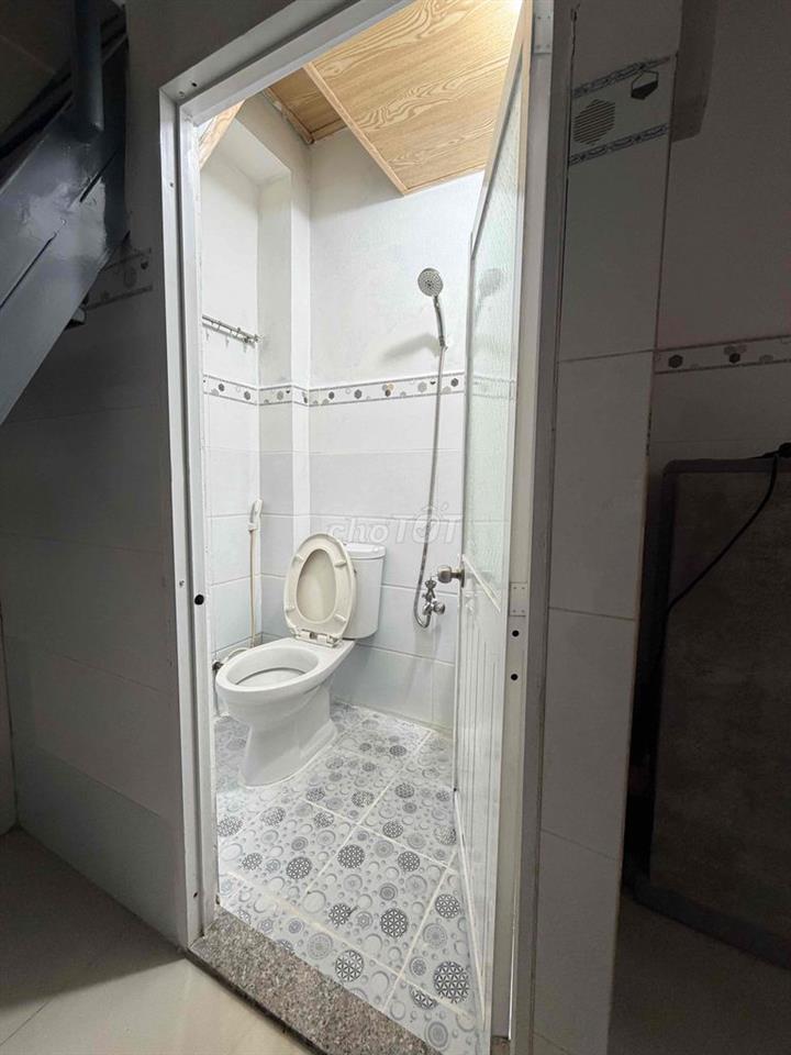 CHO THUÊ NHÀ RIÊNG CHÍNH CHỦ (1TRỆT+1LẦU) QUẬN TÂN BÌNH