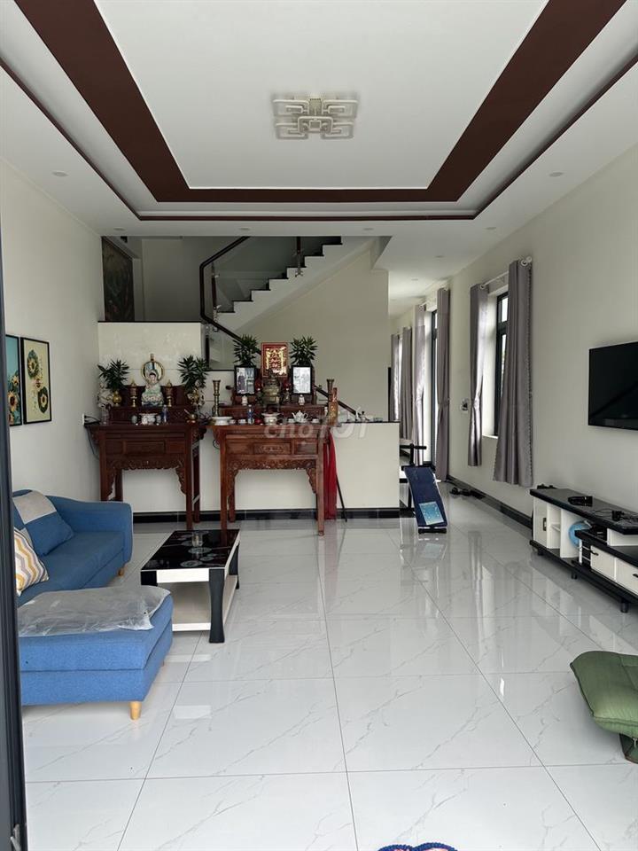 Cần bán đất có nhà 1 lầu 1 trệt ngang 5*20