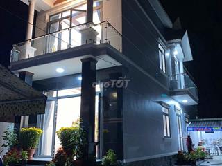 Cần bán đất có nhà 1 lầu 1 trệt ngang 5*20