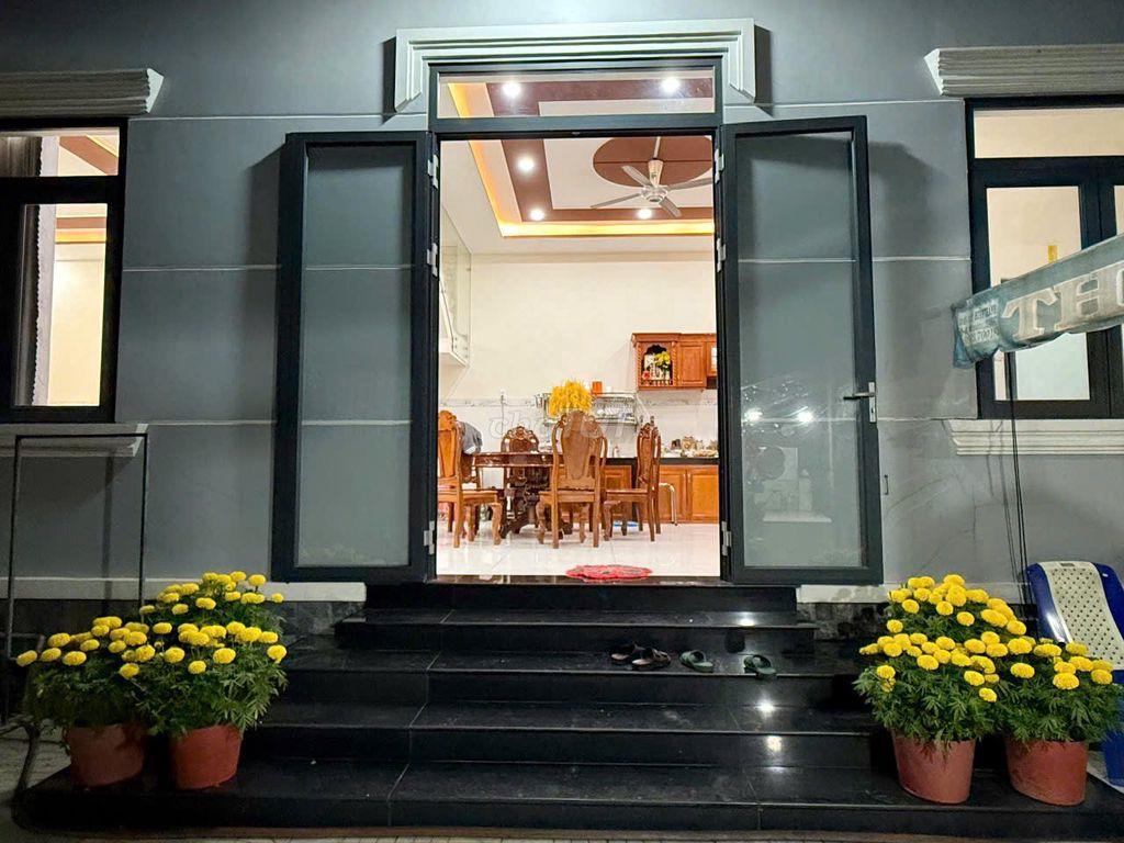 Cần bán đất có nhà 1 lầu 1 trệt ngang 5*20