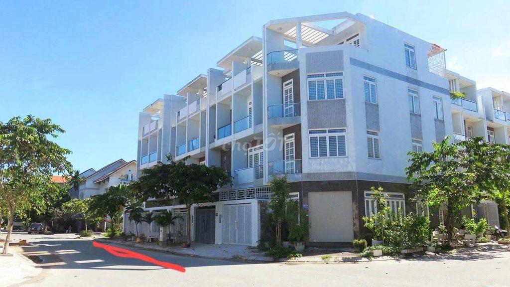 Bán CHDV, đang cho thuê 32tr/th, Hẻm Xe hơi 12m, Đặng Thùy Trâm