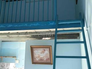 Siêu Phẩm! Cần cho thuê 1 phòng xanh, sạnh , mịn!