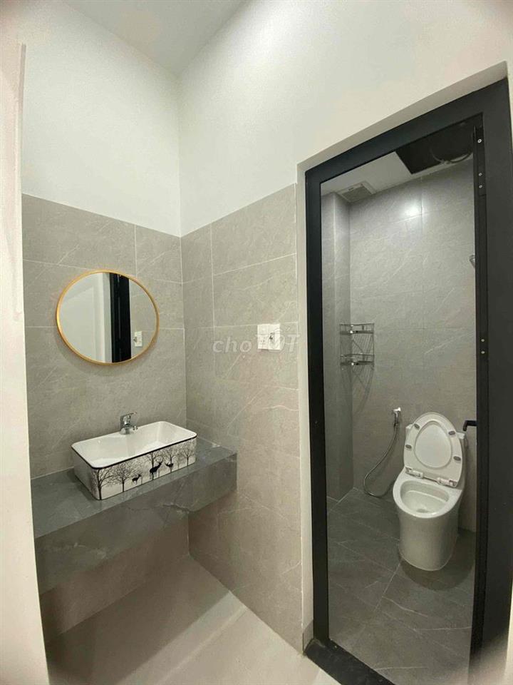 Căn hộ Mới 100% 1PN riêng biệt, đầy đủ nội thất, gần FPT
