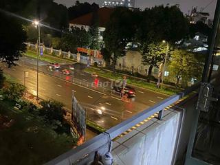 Phòng 2 mặt tiền chợ Bà Chiểu