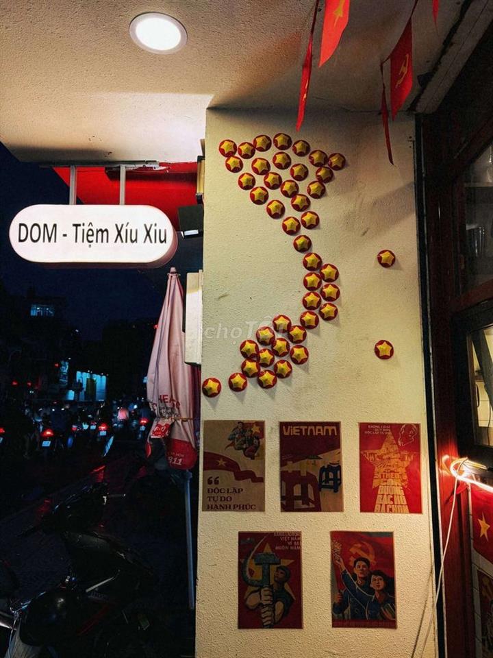 Sang Tiệm Cà Phê
