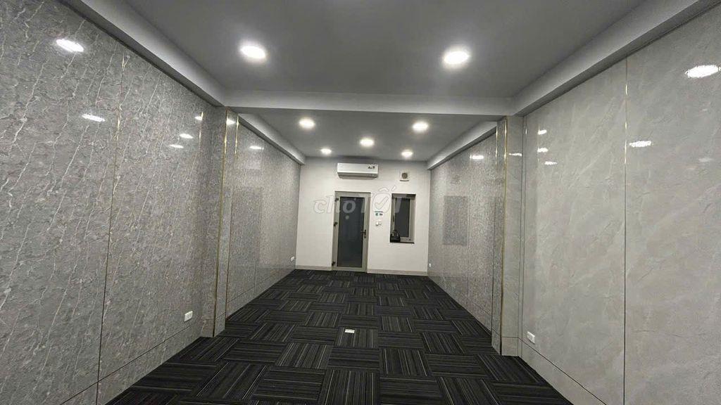 Cho thuê 4 tầng, làm văn phòng, nguyễn cửu vân. Nhà mới