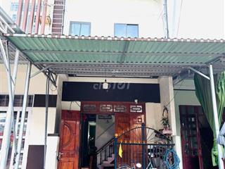 cần bán nhà 2 tầng mặt tiền đường 10m