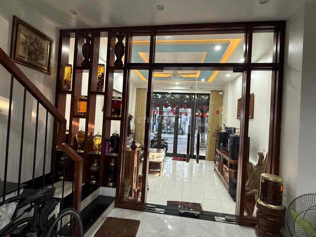 bán nhà đẹp mặt tiền Lương nhữ Hộc trung tâm tp