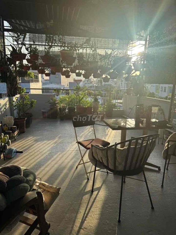 bán nhà đẹp mặt tiền Lương nhữ Hộc trung tâm tp