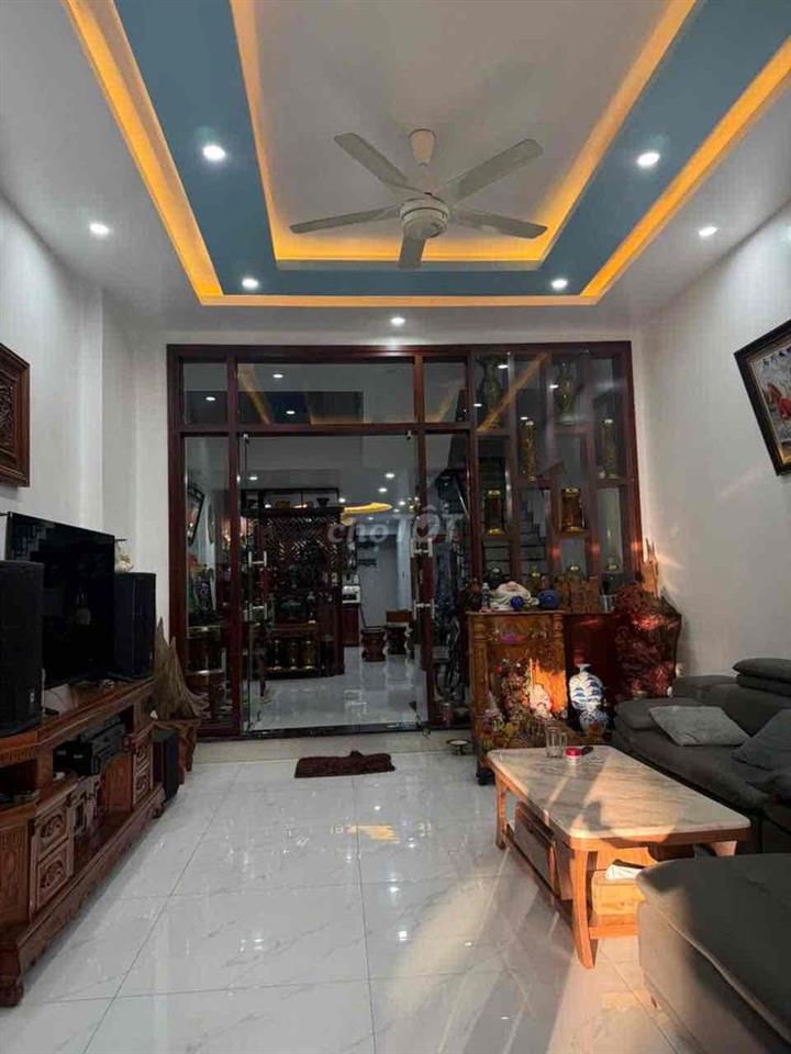 bán nhà đẹp mặt tiền Lương nhữ Hộc trung tâm tp