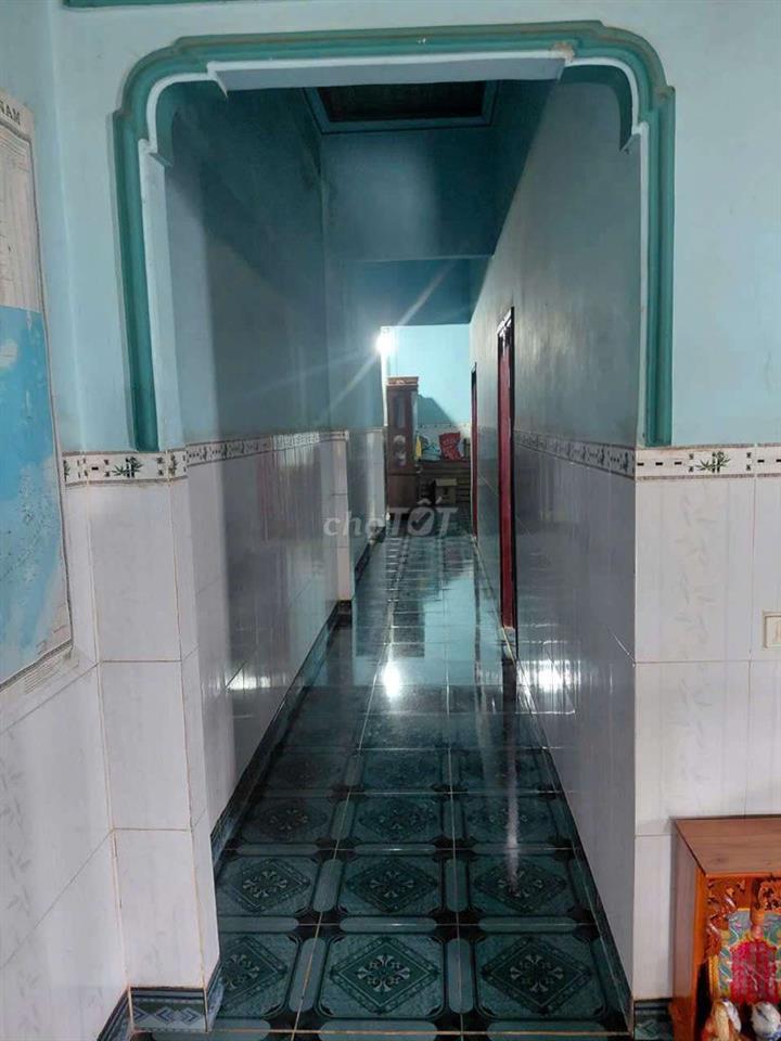 Bán nhà đất 692,2m², 200m² thổ cư, sổ riêng, đường nhựa