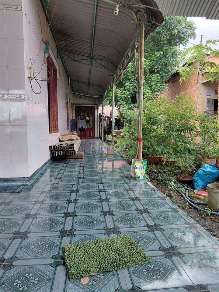 Bán nhà đất 692,2m², 200m² thổ cư, sổ riêng, đường nhựa