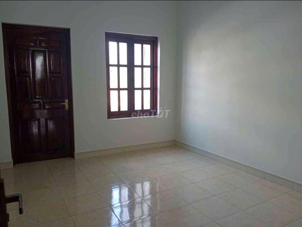 NGUYỄN ẢNH THỦ, Q12 – NỞ HẬU 4,1M - SHR