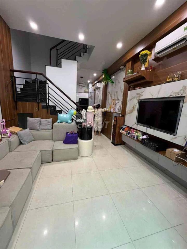 TRƯƠNG THỊ HOA, Q12 – NỘI THẤT CAO CẤP - HẺM XE HƠI
