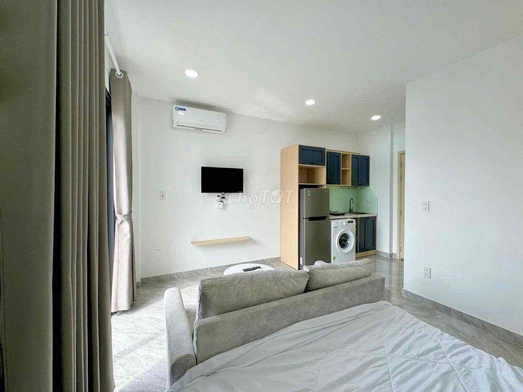 🏡 CĂN HỘ BAN CÔNG THOÁNG MÁT FULL NỘI THẤT GẦN NGÃ TƯ PHÚ NHUẬN