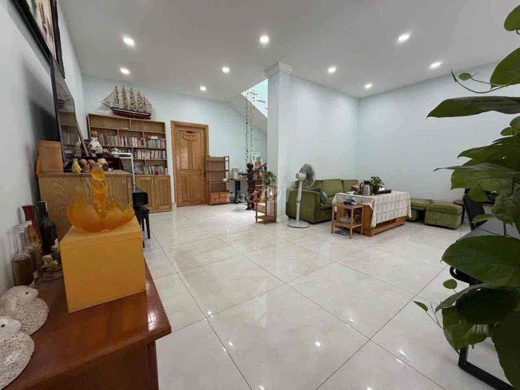 🏡 NHÀ ĐẸP 4 TẦNG - NGANG XỊN 6.5M - 4PN + 3WC - GIÁ NHỈNH HƠN 9.X TỶ -