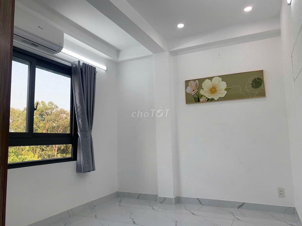 Bán căn góc - thang máy 60m2, 2PN, tại Lê Thị Riêng - Q10, TP.HCM