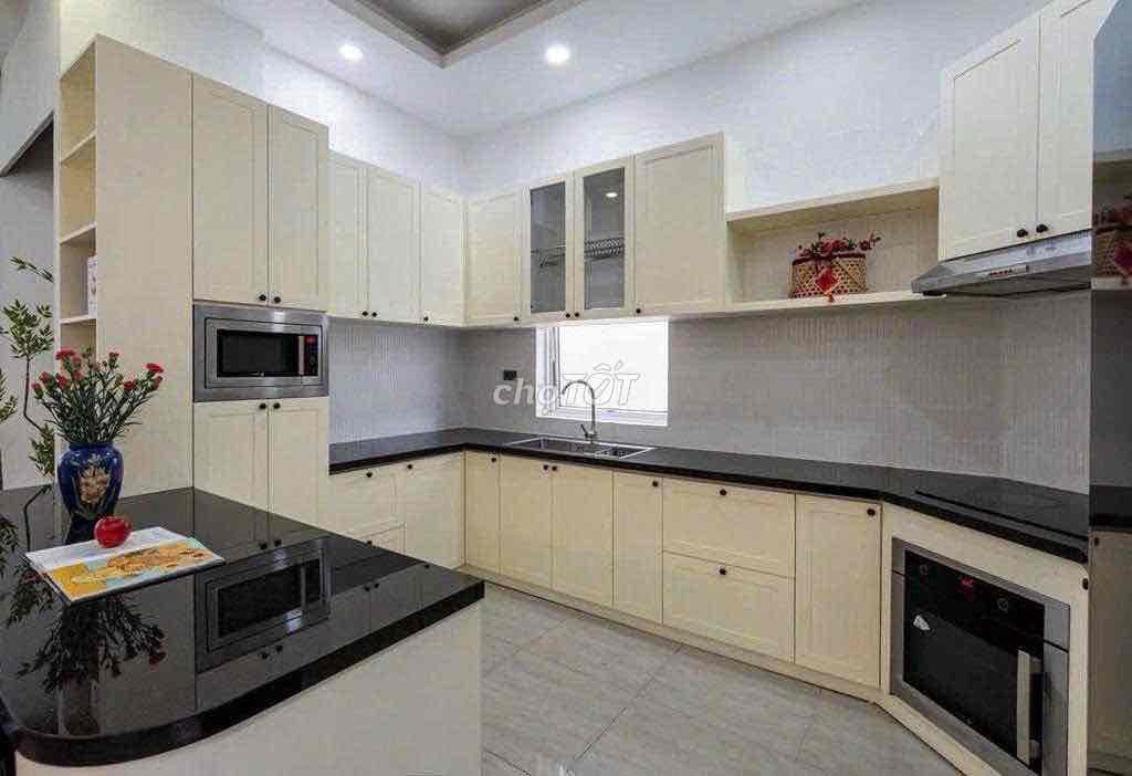 CHO THUÊ BIỆT THỰ THẢO ĐIỀN SANG TRỌNG