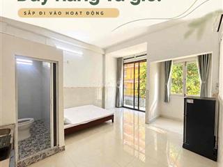 STUDIO GẦN BIỂN, BAN CÔNG RỘNG