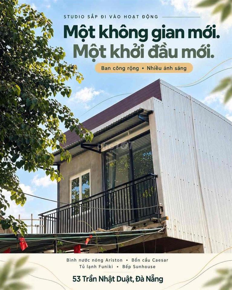 STUDIO GẦN BIỂN, BAN CÔNG RỘNG
