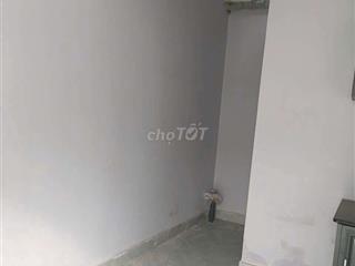 bán nhà sổ Hồng dsh 2 người