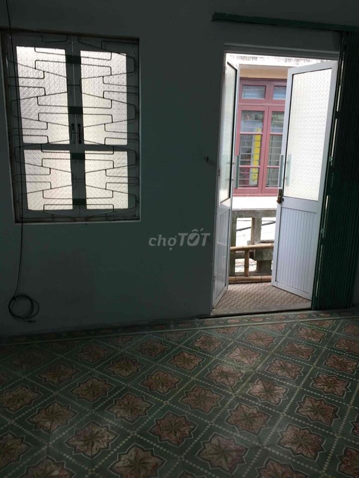 Cho thuê nhà riêng phố Tô Hiệu