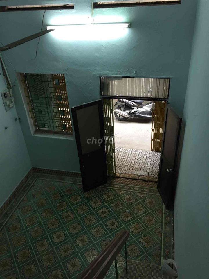 Cho thuê nhà riêng phố Tô Hiệu