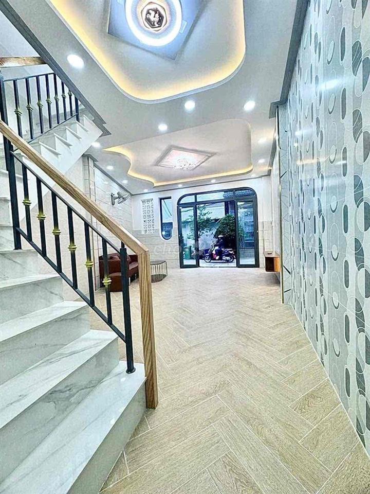 Nhà đẹp NGANG KHỦNG 6x14 ở ngay - chợ 26/3 - Lê Trọng Tấn - 3.5 TỶ