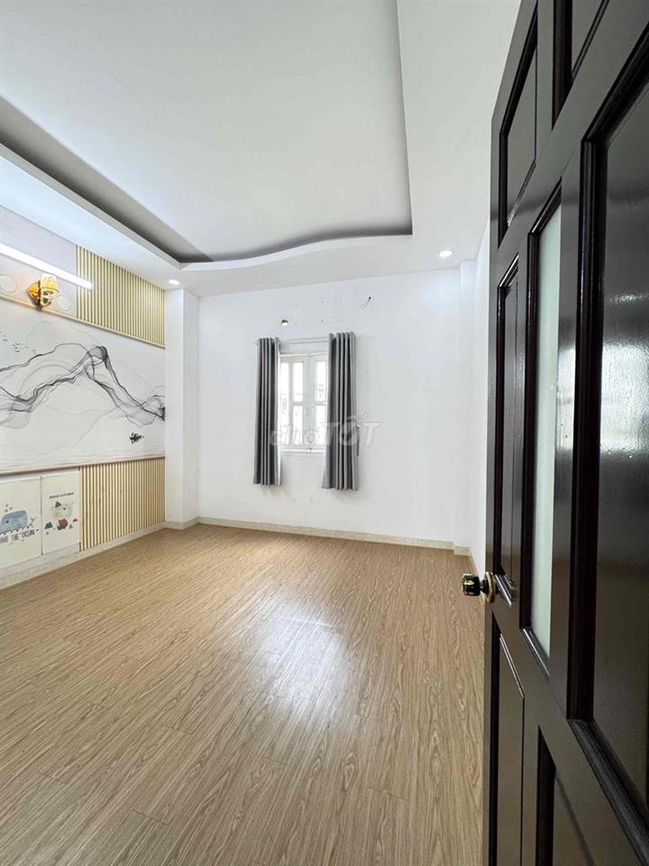 HẺM XE HƠI GẦN BỐM XÃ 48m2 3 TẤM ĐÚC CHỈ HƠN 5T