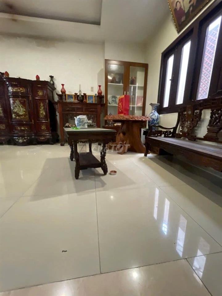 QUẬN 4 - HẺM TÔN THẤT THUYẾT - 4.4 x 19.7 - 3 TẦNG NỞ HẬU - 10TỶ9