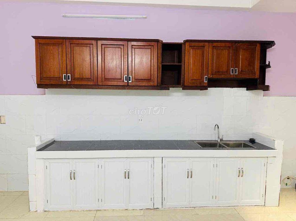cho thuê nhà nguyên căn 1 lầu 4mx15m giá 10tr