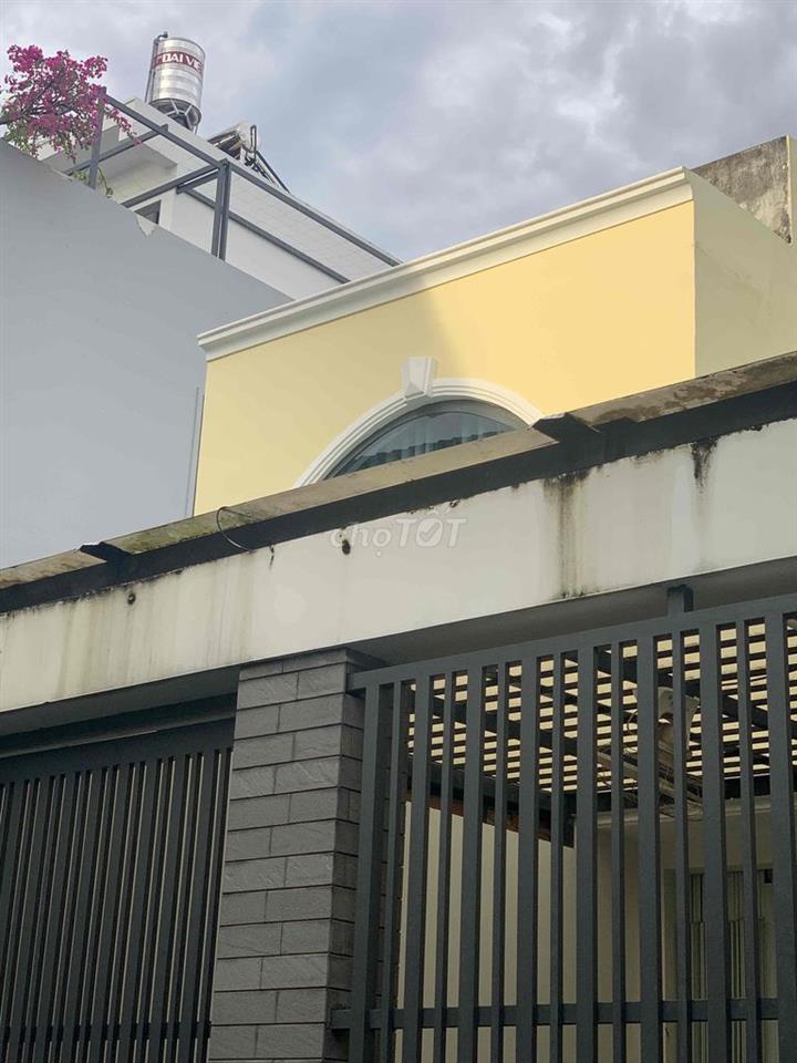 cho thuê nhà nguyên căn 1 lầu 4mx15m giá 10tr