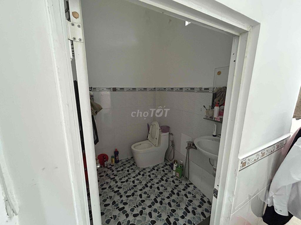 Nhà phố mặt tiền Hưng Định 23