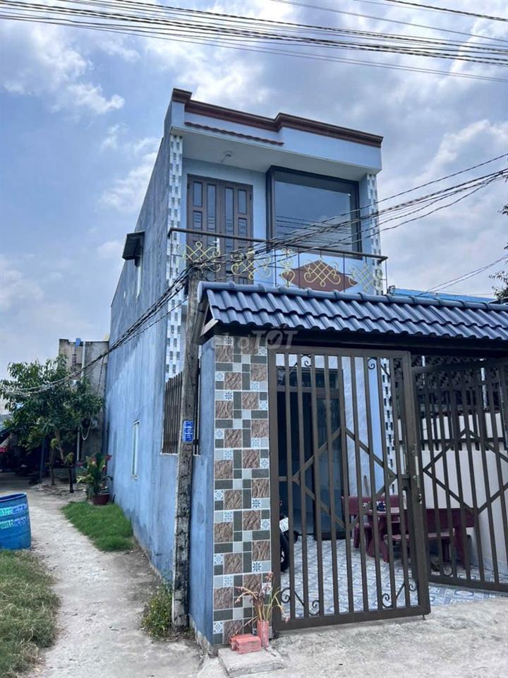 Cần bán gấp nhà đất 651m² thổ cư, Đức Hòa, có sổ hồng thổ cư đầy đủ