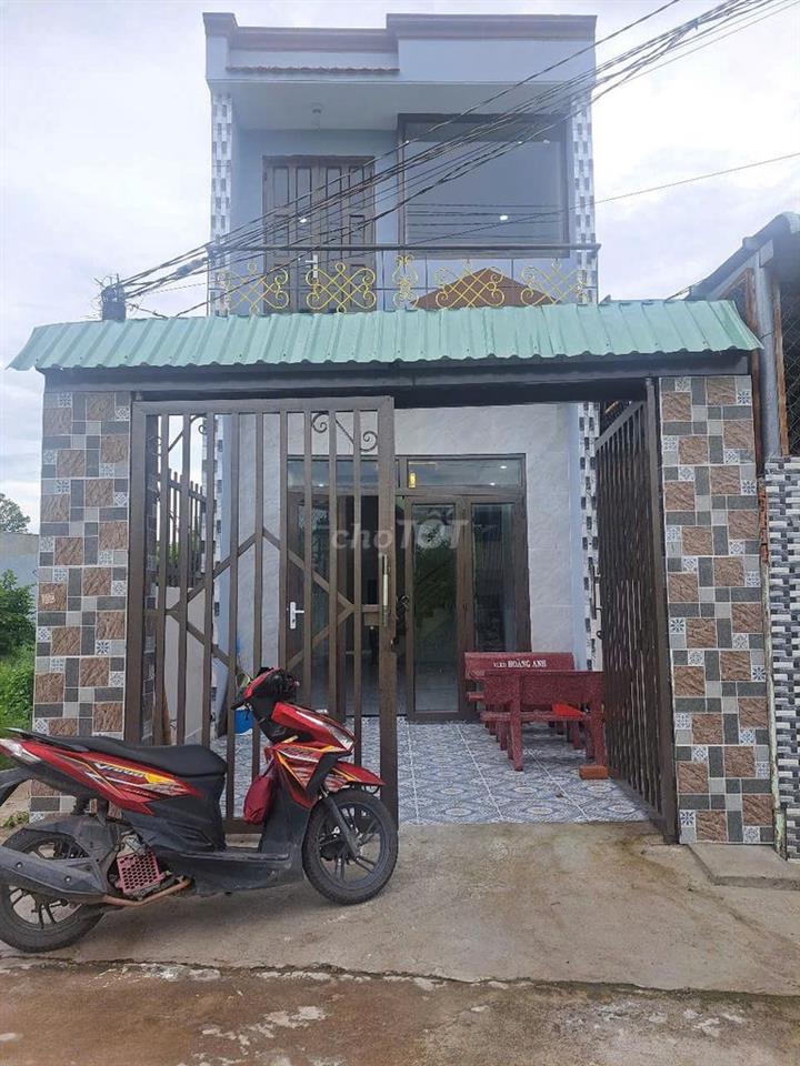 Cần bán gấp nhà đất 651m² thổ cư, Đức Hòa, có sổ hồng thổ cư đầy đủ