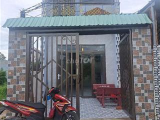 Cần bán gấp nhà đất 651m² thổ cư, Đức Hòa, có sổ hồng thổ cư đầy đủ