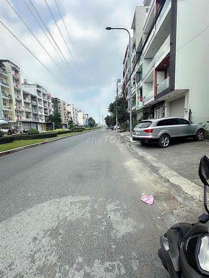 🏠 Cho thuê nhà mặt tiền đường Song Hành P10 Q6 ✅ DT: 16 x 18 ✅ KC: 2 n