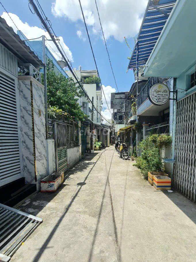 Bán nhà riêng 2 tầng, phường An Lạc, Quận Bình Tân, DT 32m²