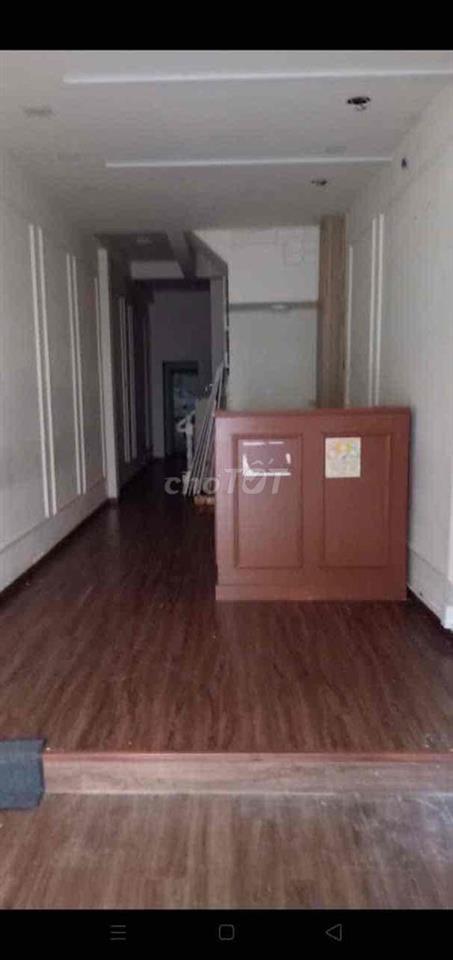 Chothuê nhà nguyên căn mặt tiền Nguyễn Đình Chính gần Phan Đình Phùng