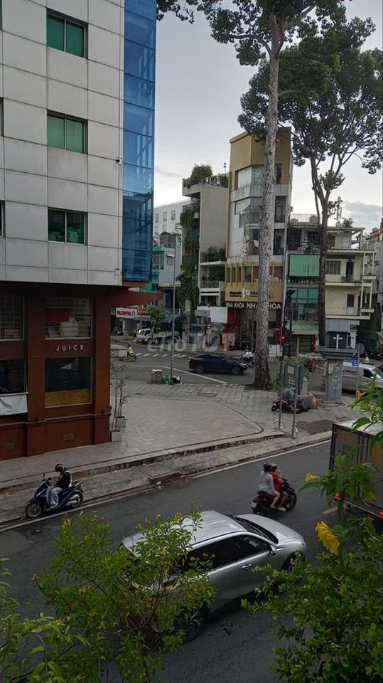 Nhà mặt tiền Sư Vạn Hạnh quận 10, có cửa hậu, gần giao lộ Ngô Gia Tự